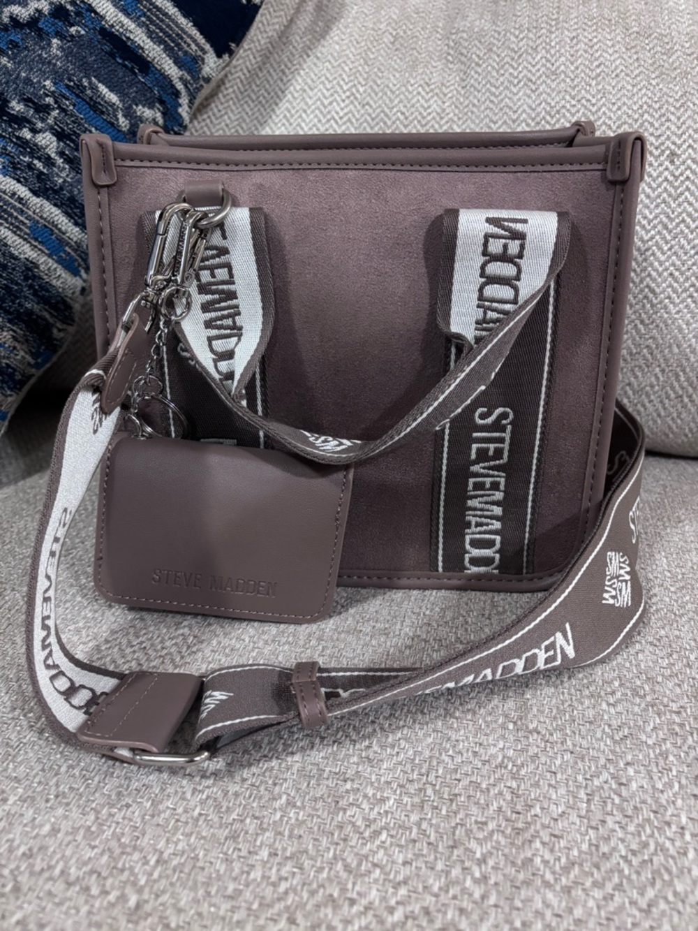 Steve Madden Mauve Shoulder Bag with Branded Strap